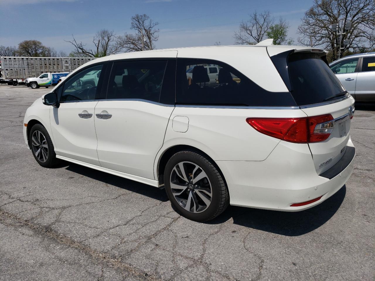 2019 Honda Odyssey Elite - Фото 2