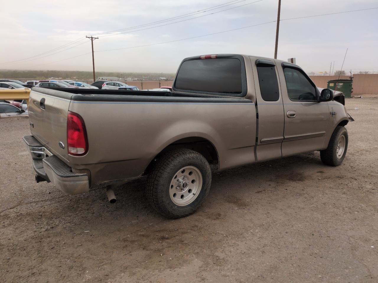 2001 Ford F150 - Фото 3