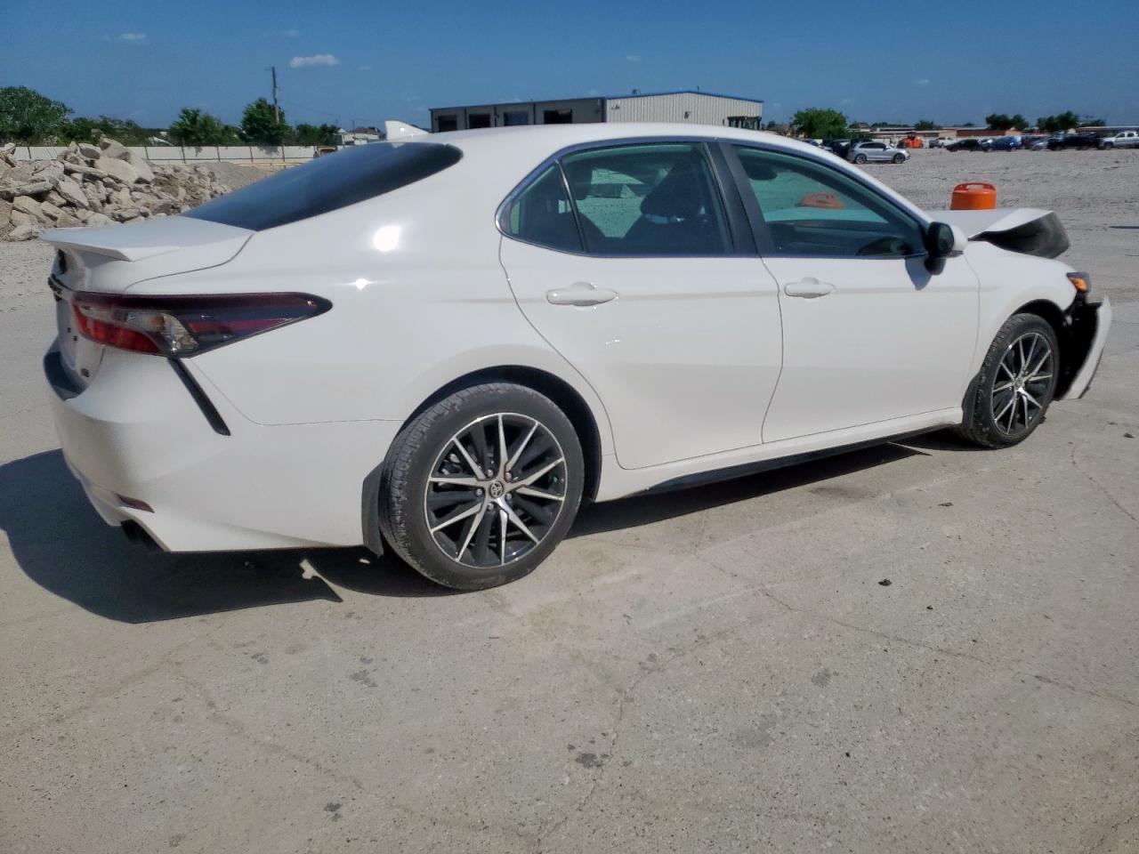 2024 Toyota Camry Se Night Shade - Image 3