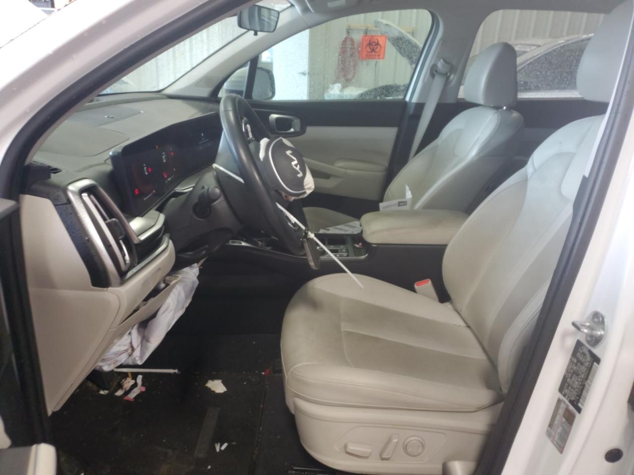 2024 Kia Sorento S - Фото 7