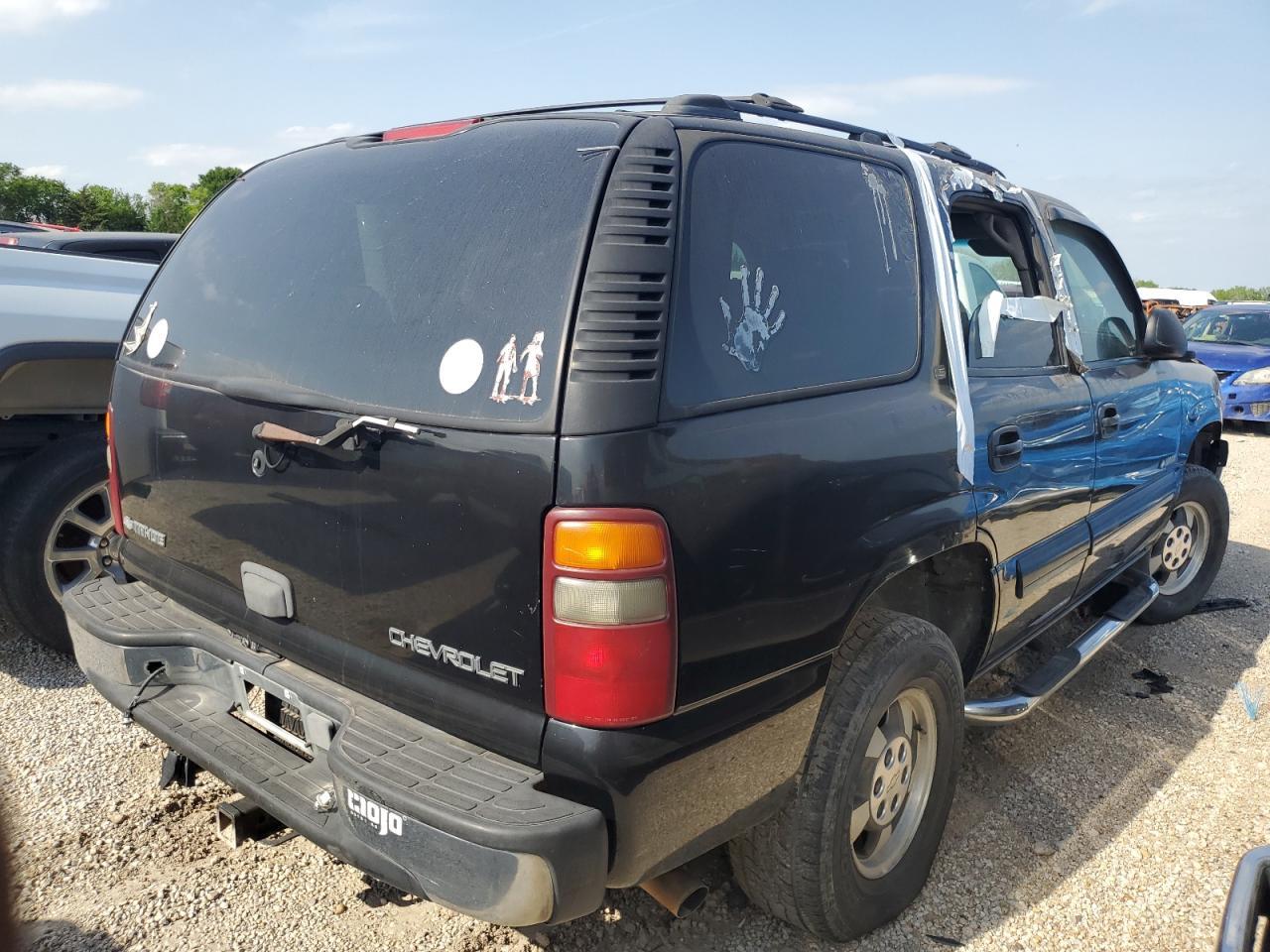 2001 Chevrolet Tahoe C1500 - Фото 3