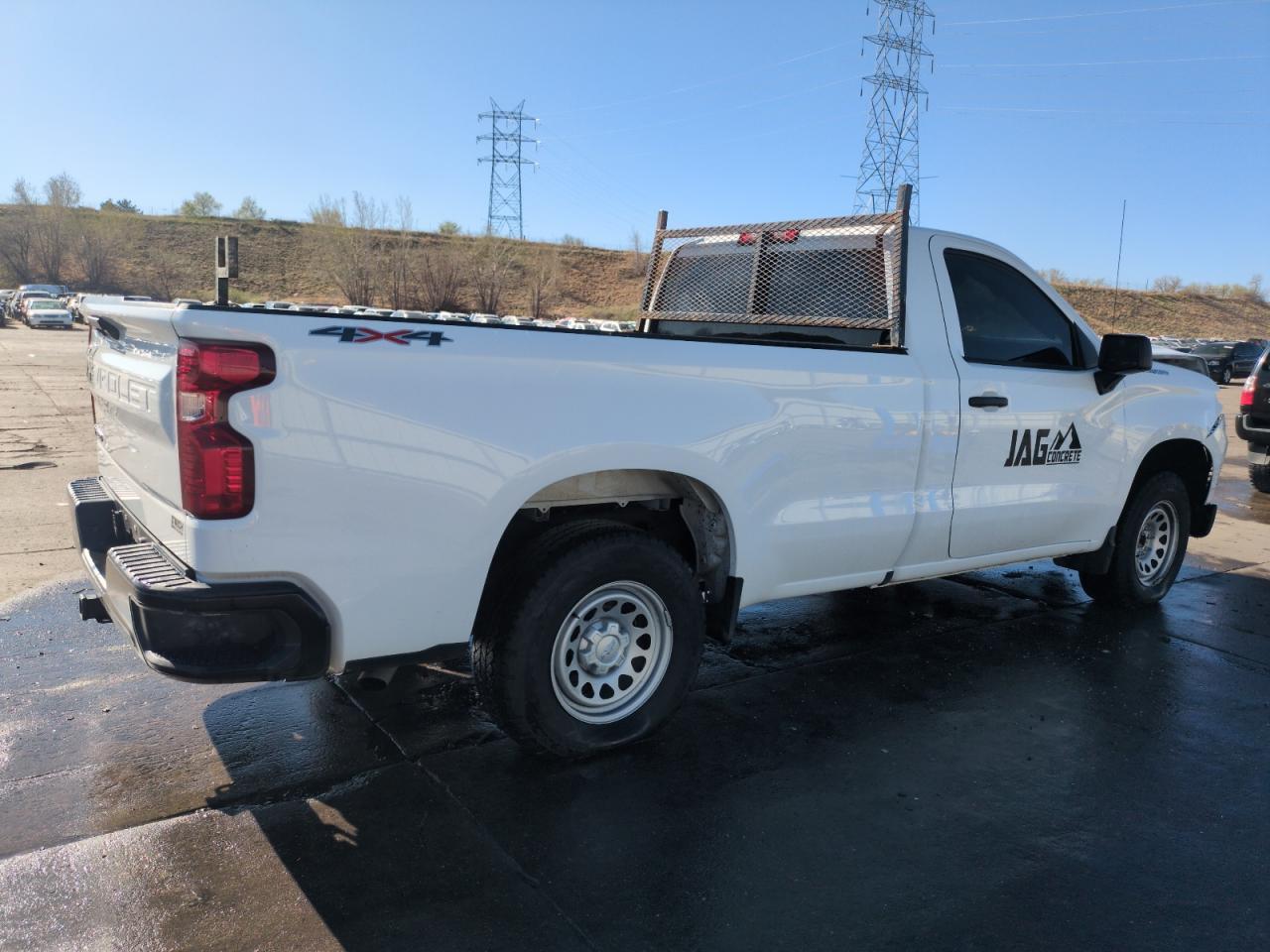 2024 Chevrolet Silverado K1500 - Фото 3