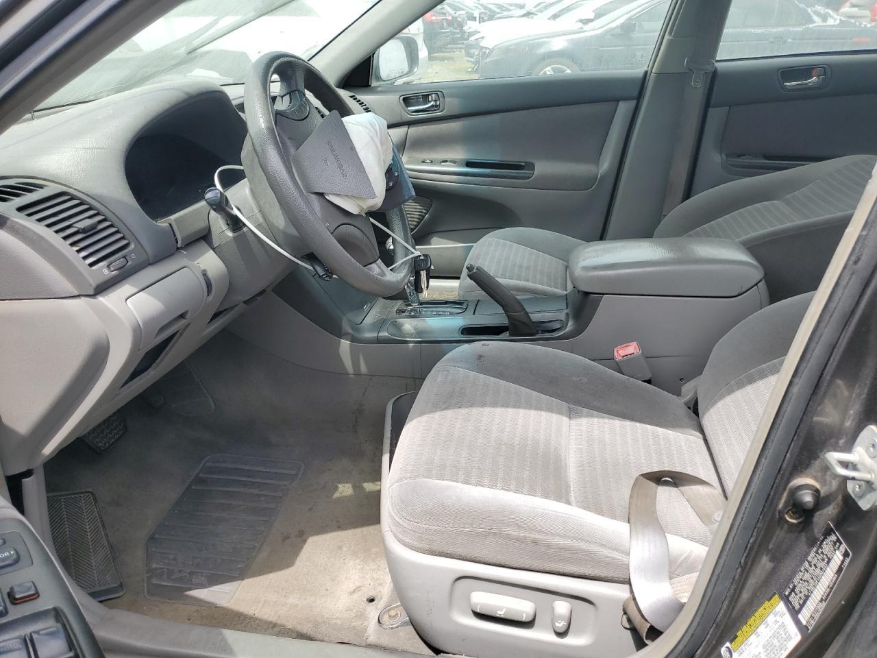 2005 Toyota Camry Le - Image 7