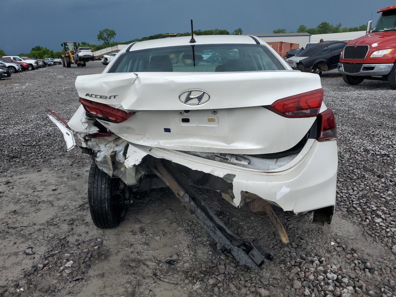 2021 Hyundai Accent Se - Фото 6