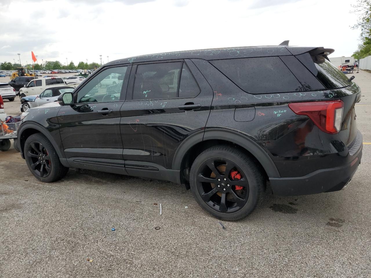 2021 Ford Explorer St - Image 2