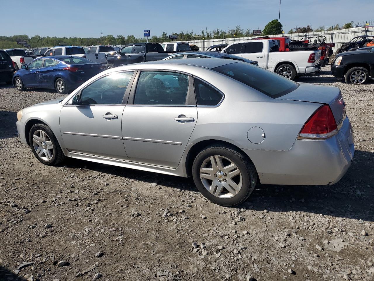 2011 Chevrolet Impala Lt - Фото 2