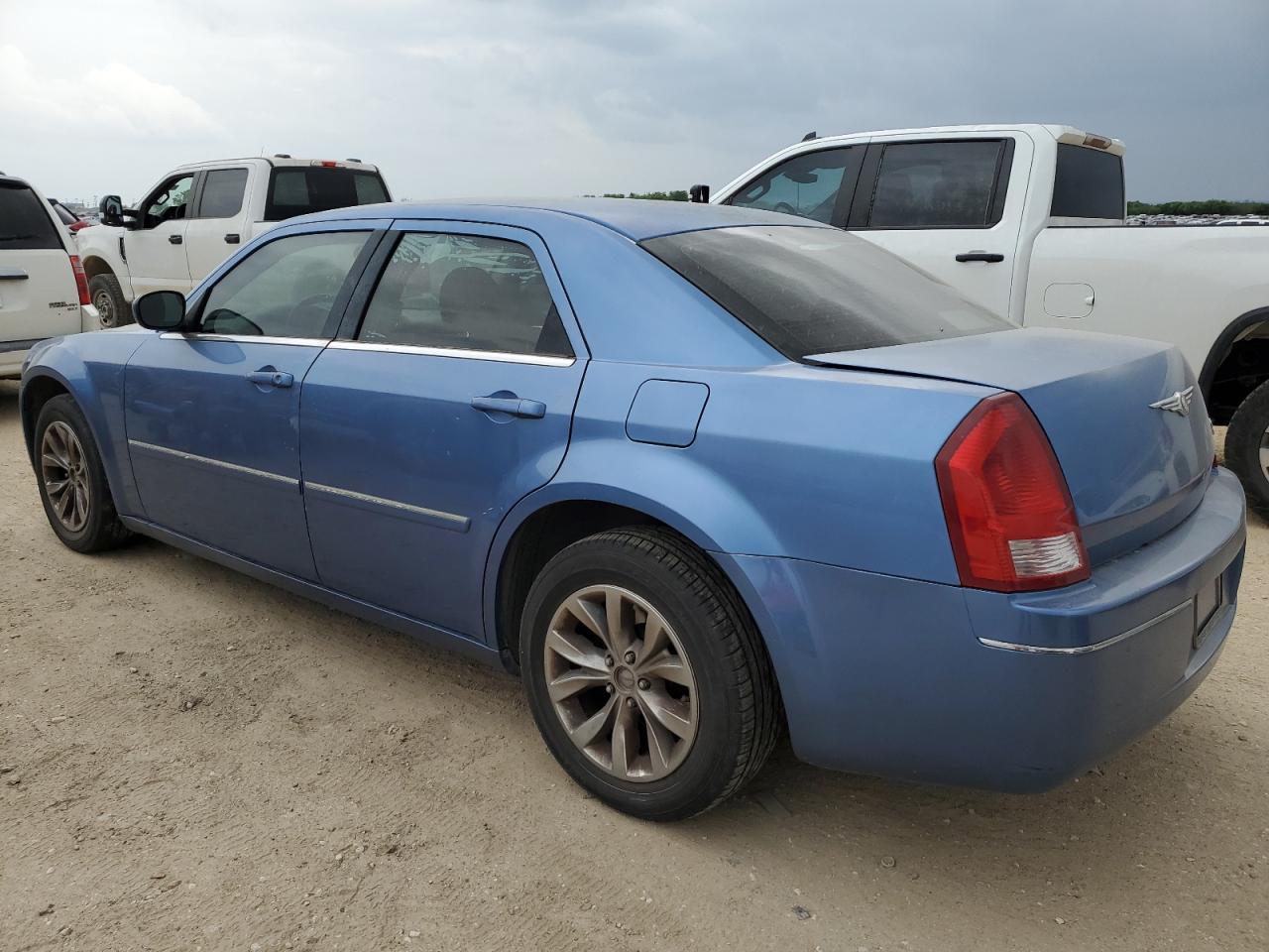 2007 Chrysler 300 Touring - Фото 2