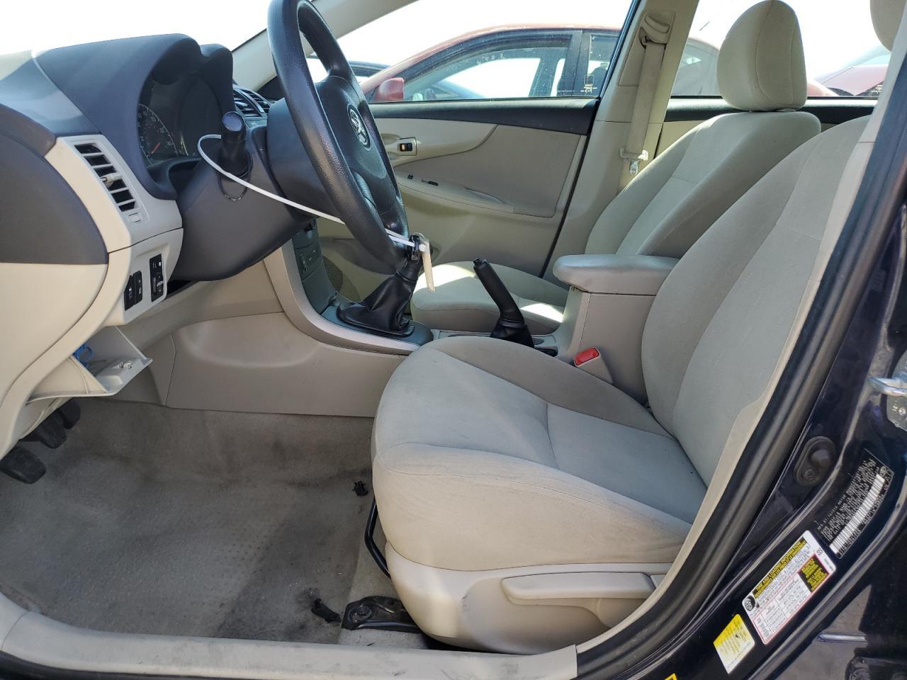 2013 Toyota Corolla Base - Фото 7
