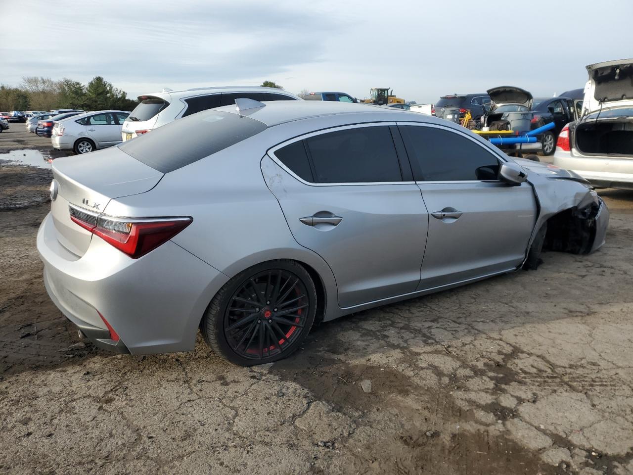2022 Acura Ilx - Фото 3