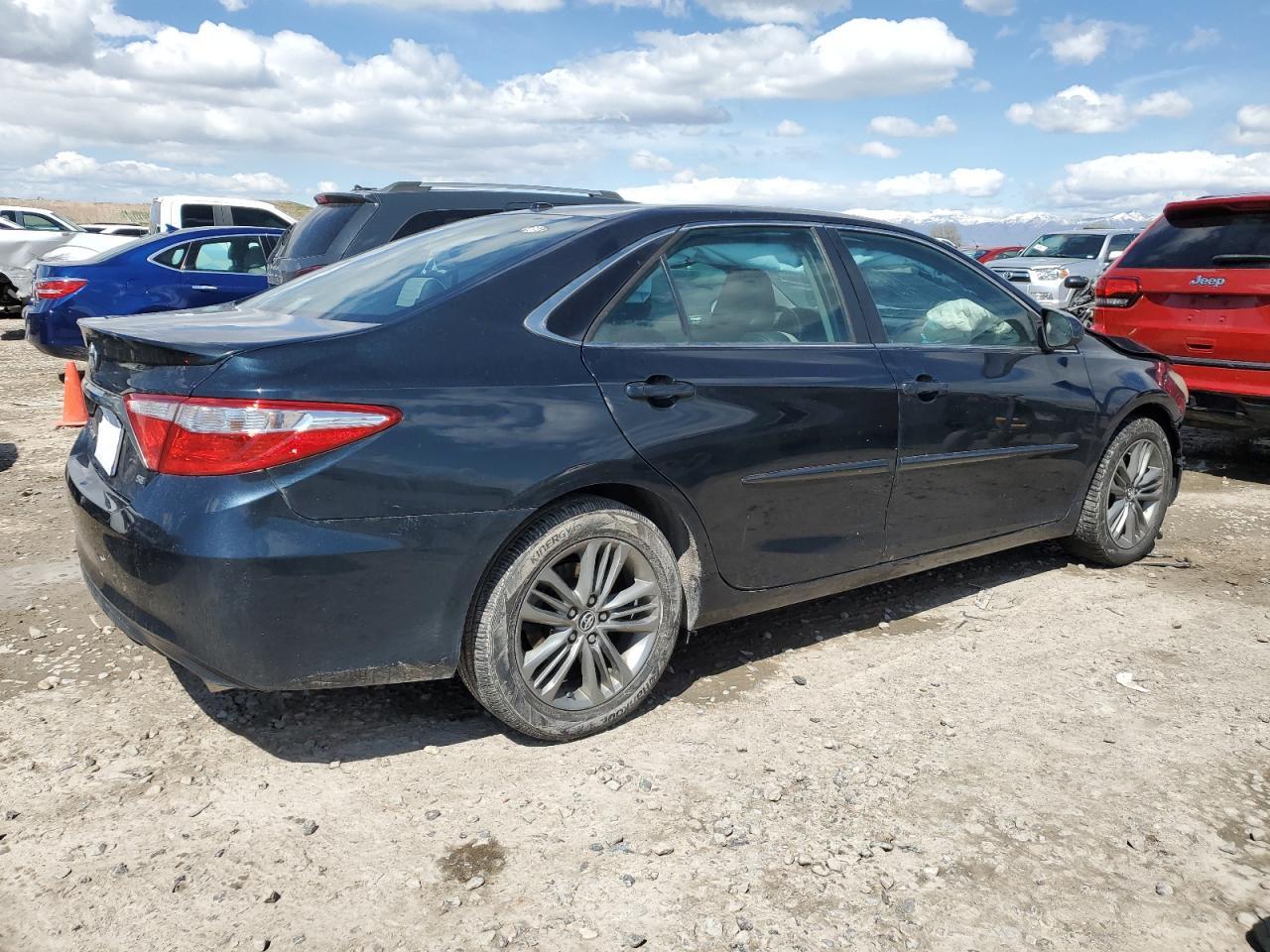 2016 Toyota Camry Xle - Фото 3