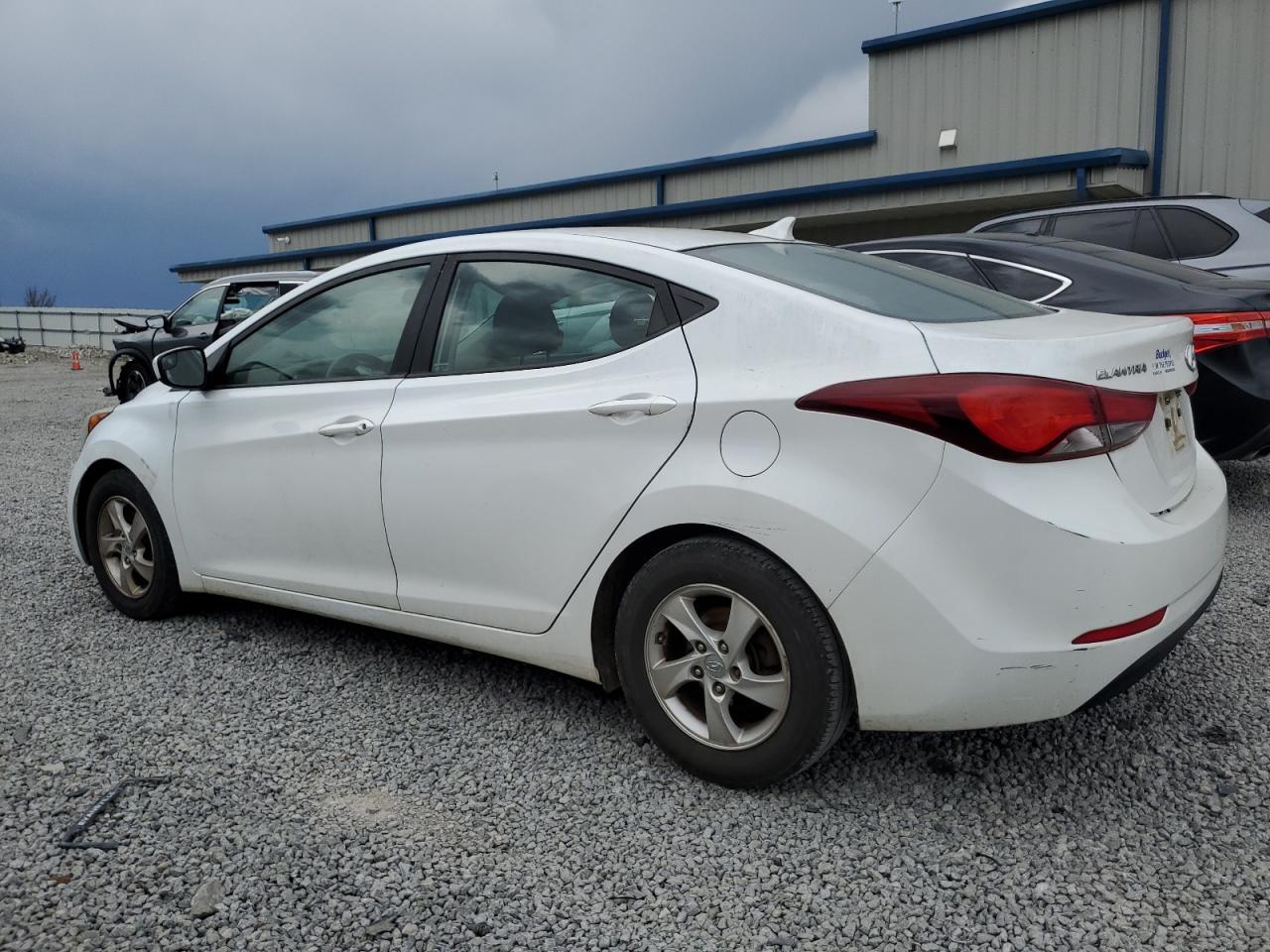 2015 Hyundai Elantra Se - Фото 2