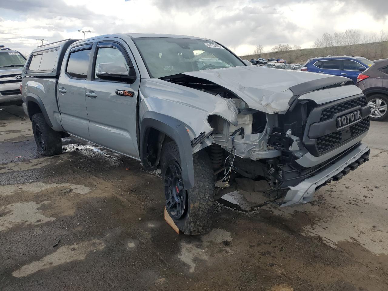 2018 Toyota Tacoma Double Cab - Image 4