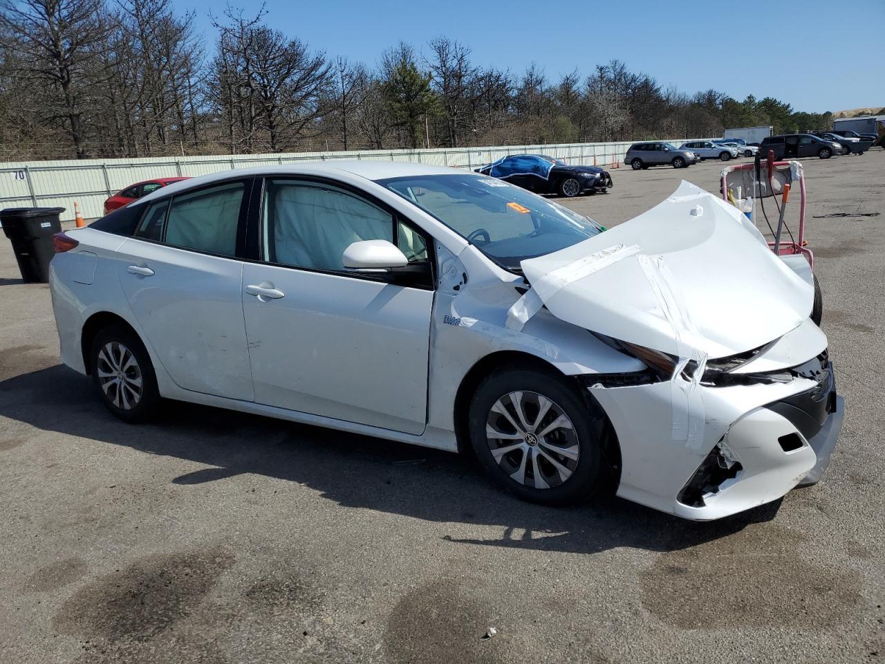 2022 Toyota Prius Prime Le - Фото 4