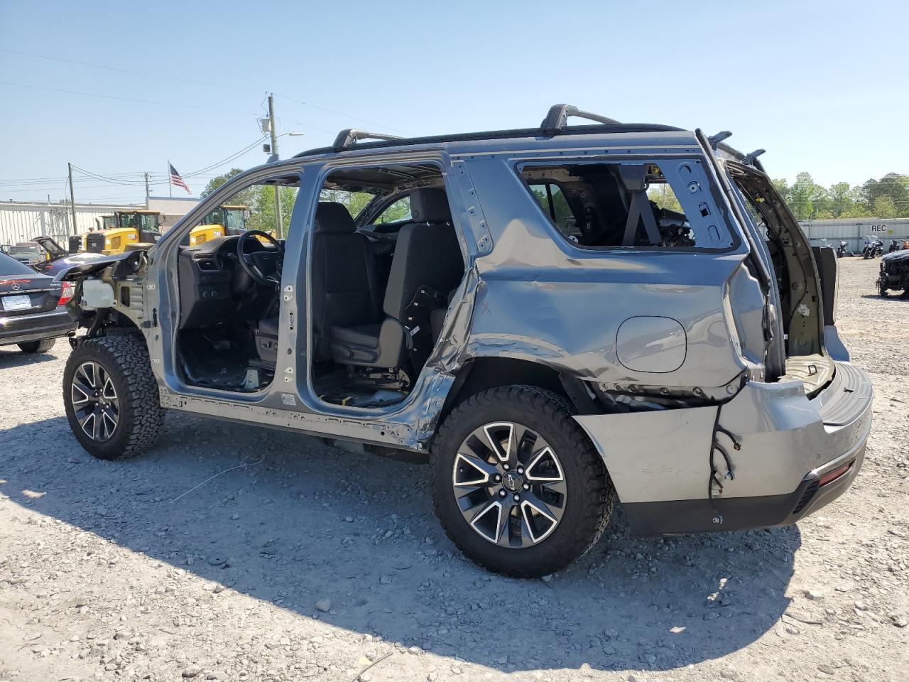 2021 Chevrolet Tahoe K1500 Z71 - Фото 2