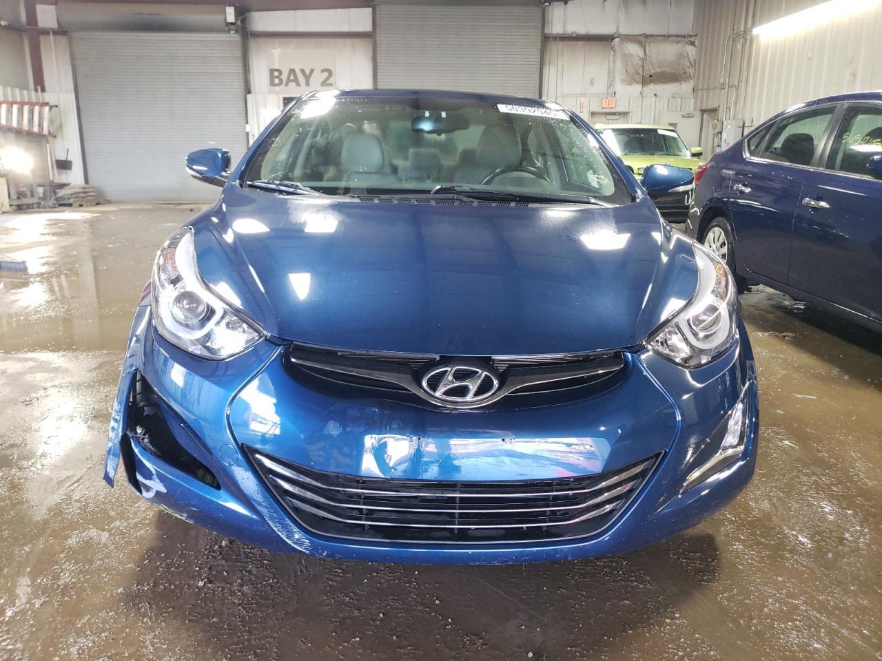 2015 Hyundai Elantra Se - Image 5