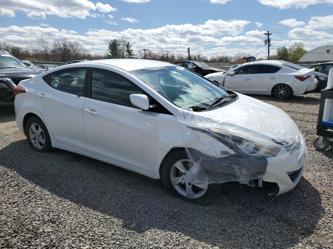 2015 Hyundai Elantra Se - Фото 4