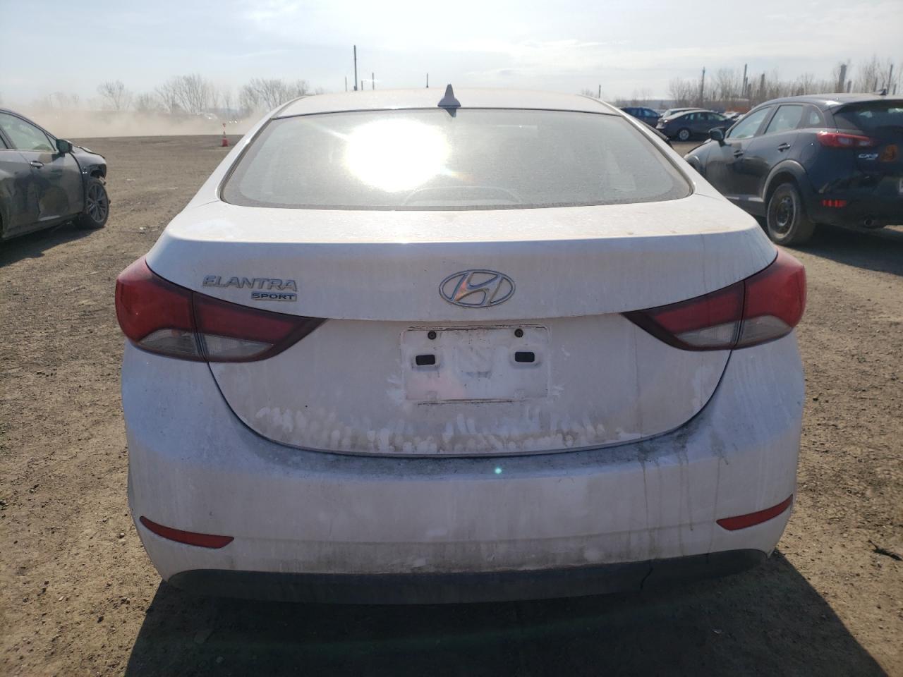 2015 Hyundai Elantra Se - Фото 6