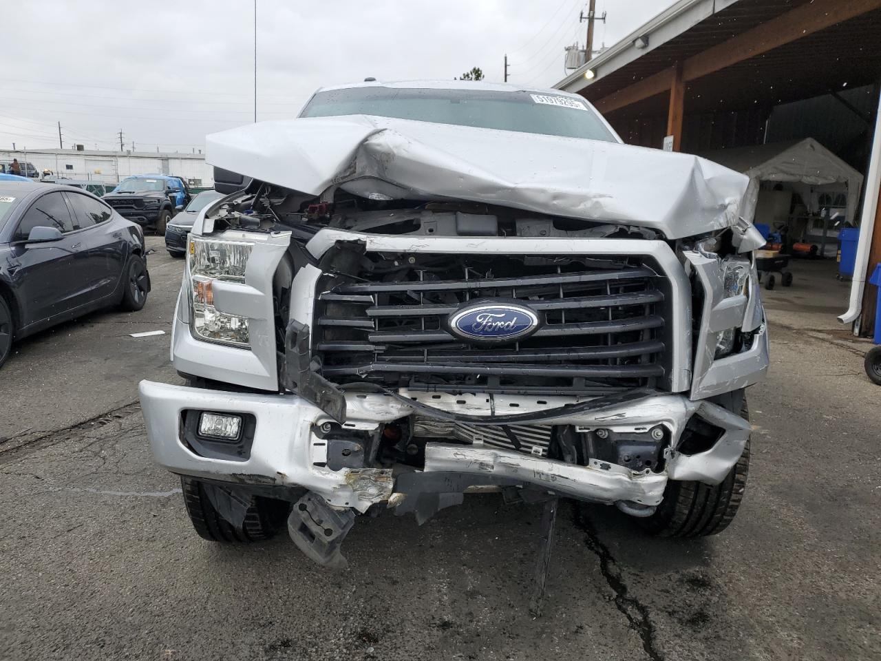 2016 Ford F150 Supercrew - Image 5