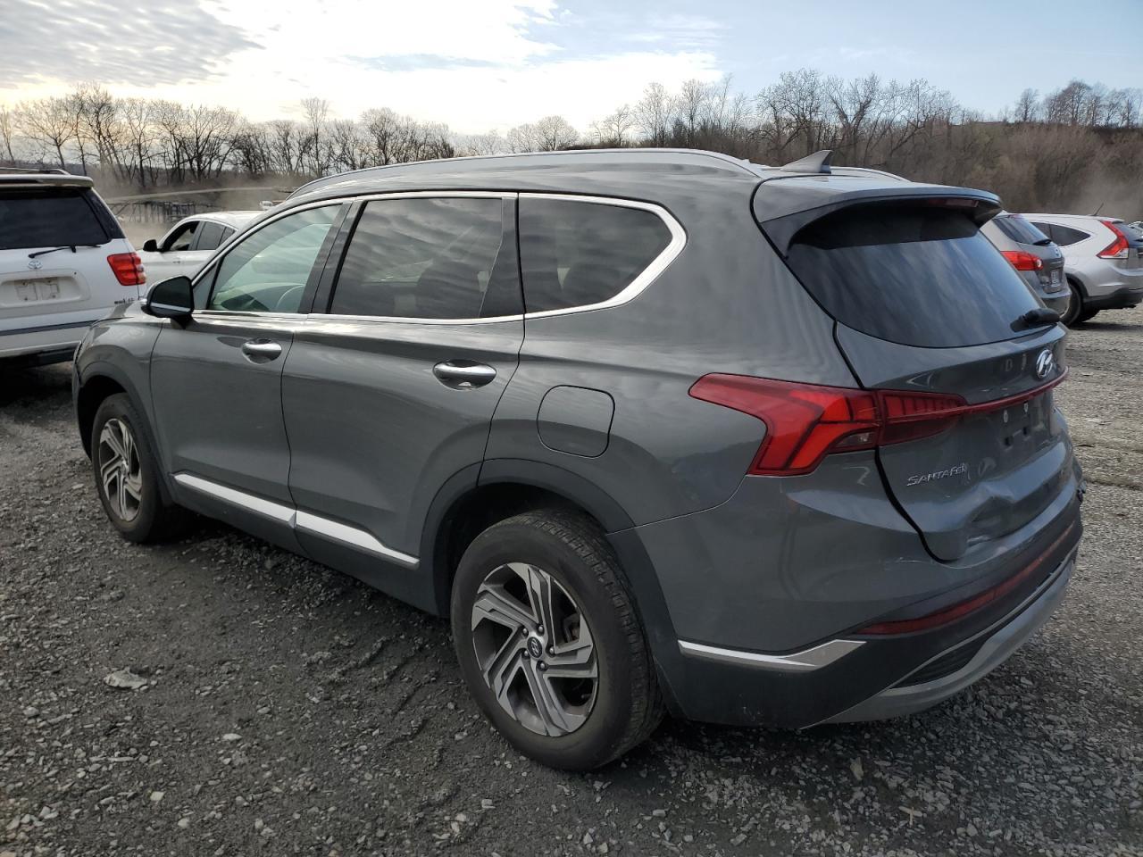 2022 Hyundai Santa Fe Sel - Image 2