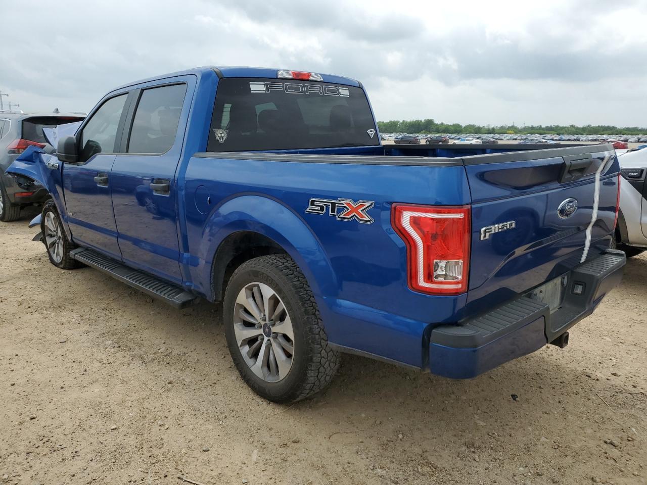 2017 Ford F150 Supercrew - Фото 2