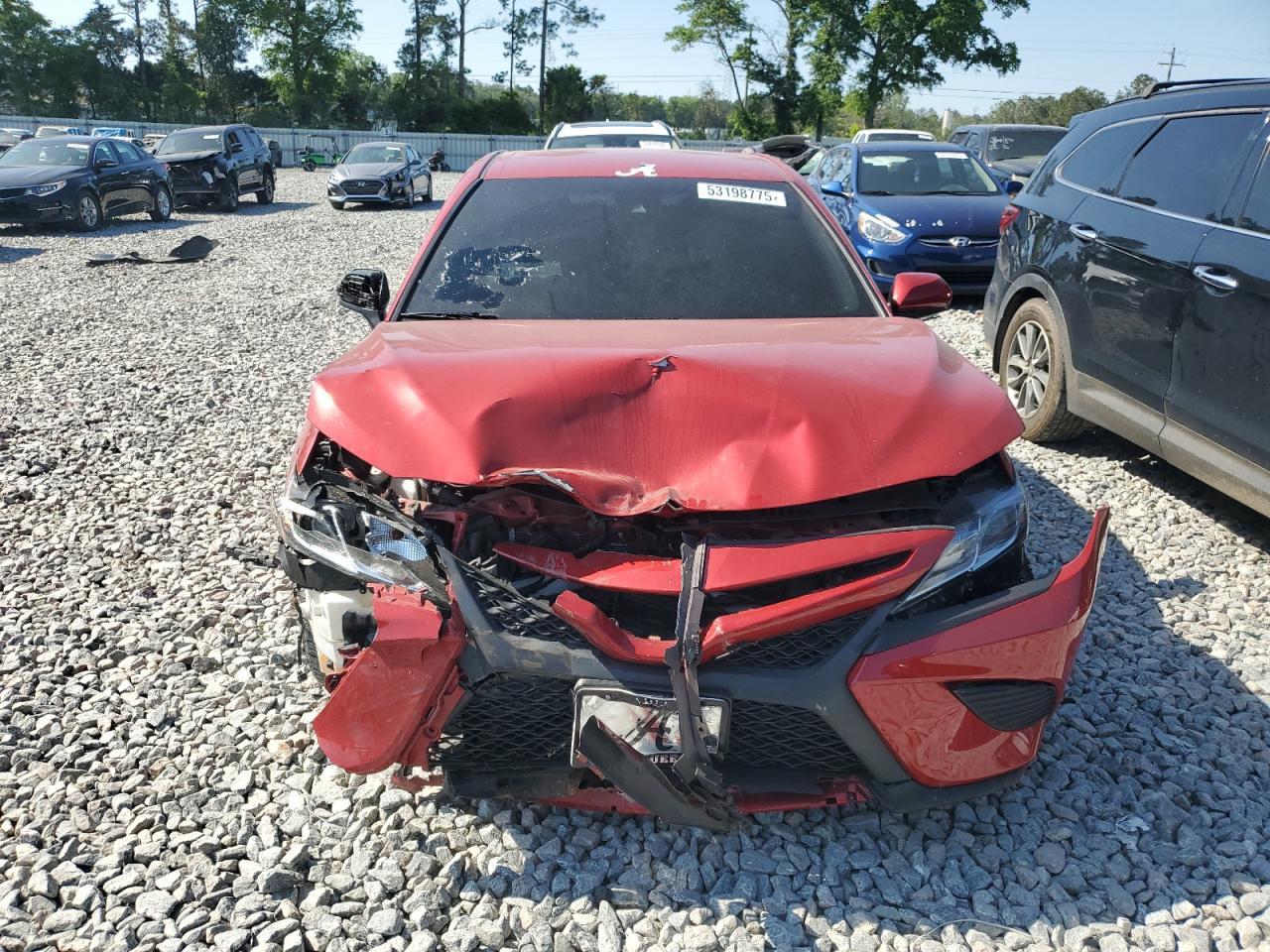 2020 Toyota Camry Se - Image 5