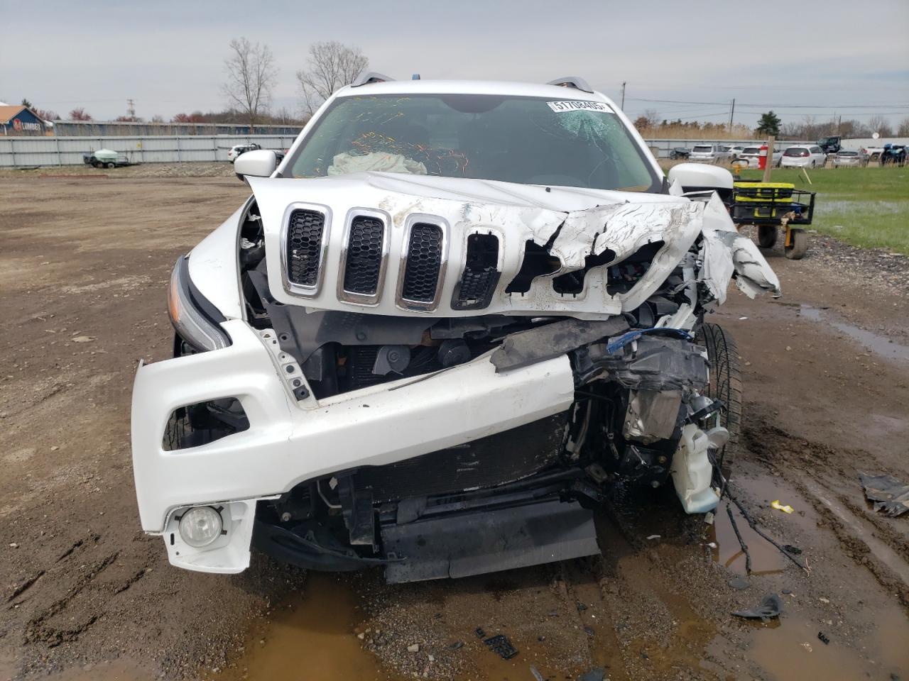 2016 Jeep Cherokee Latitude - Image 5