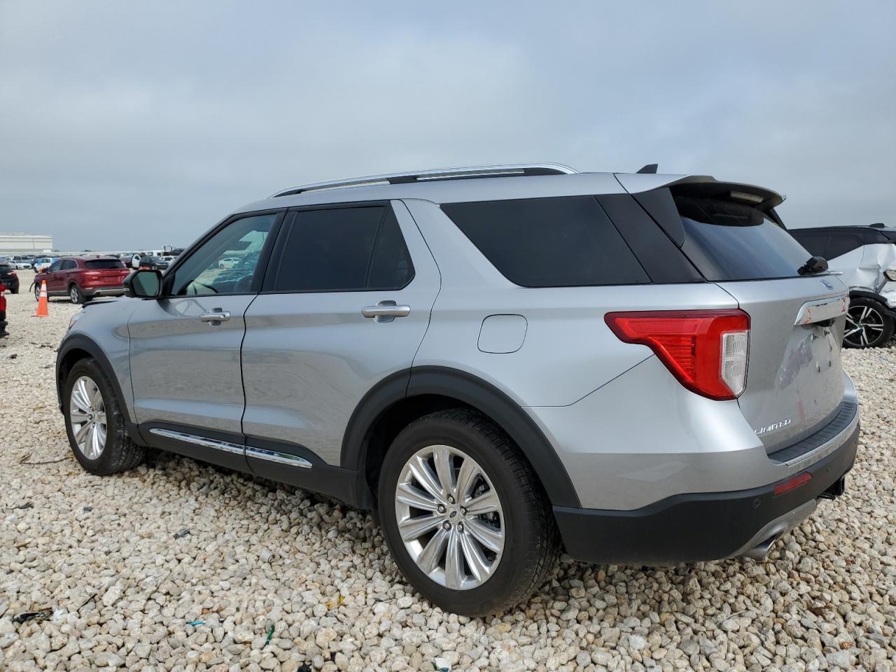 2022 Ford Explorer Limited - Image 2