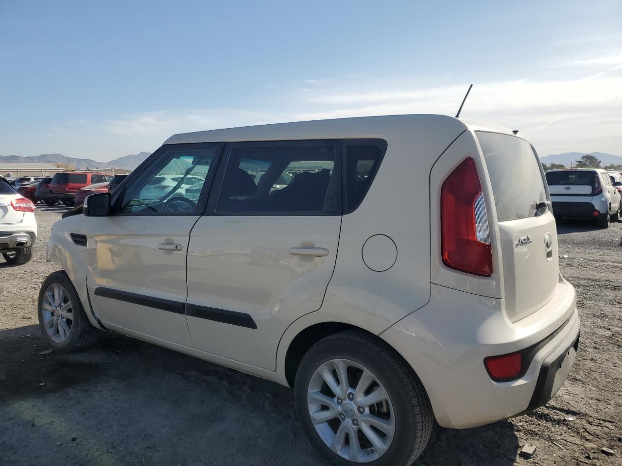 2013 Kia Soul + - Image 2