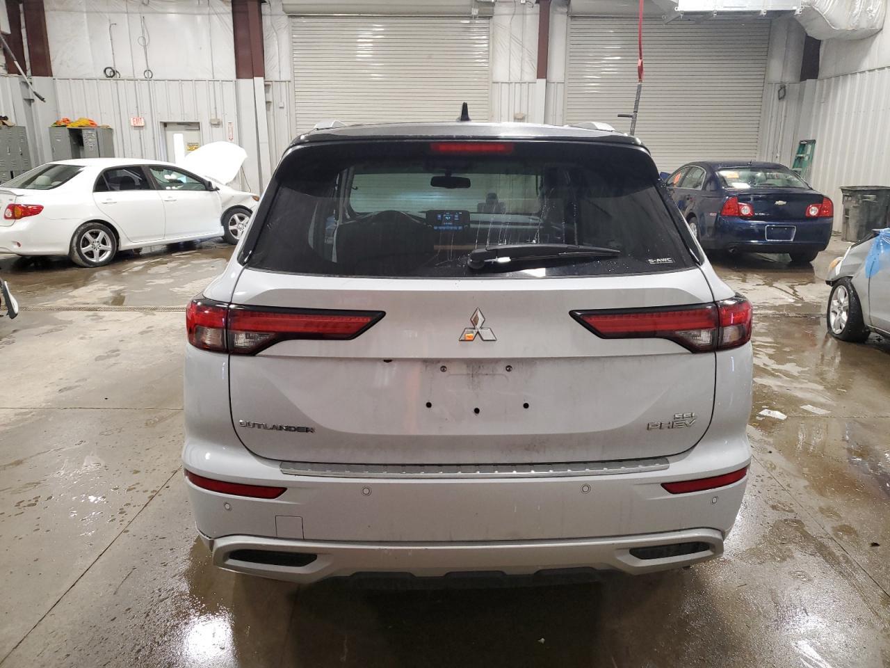 2023 Mitsubishi Outlander Sel - Фото 6