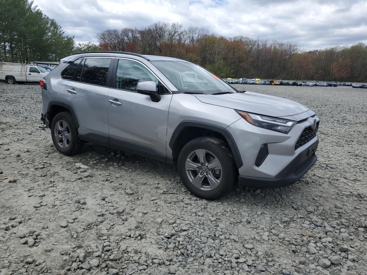 2022 Toyota Rav4 Xle - Image 4
