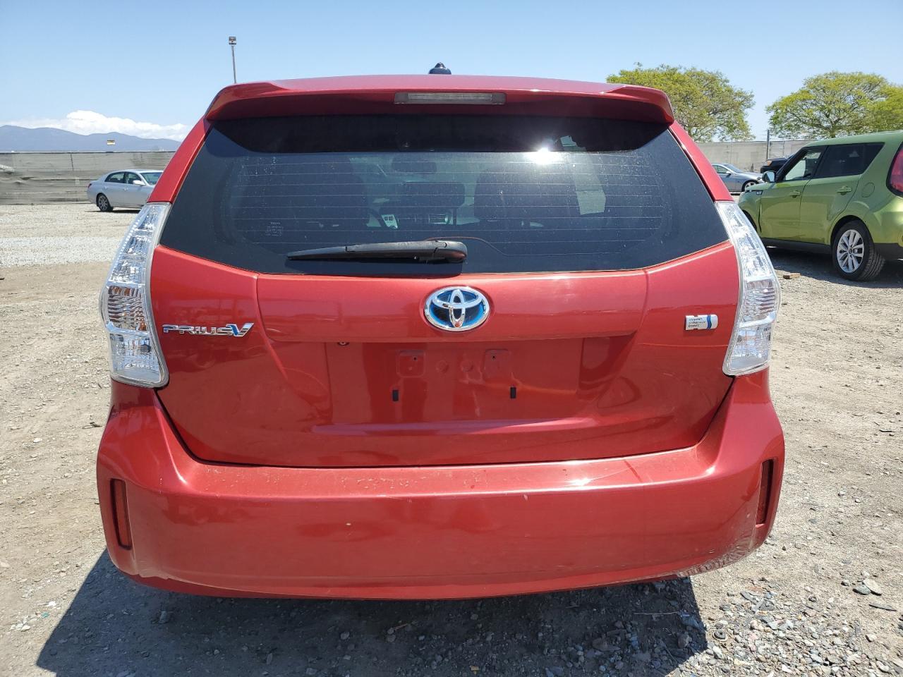 2013 Toyota Prius V - Фото 6