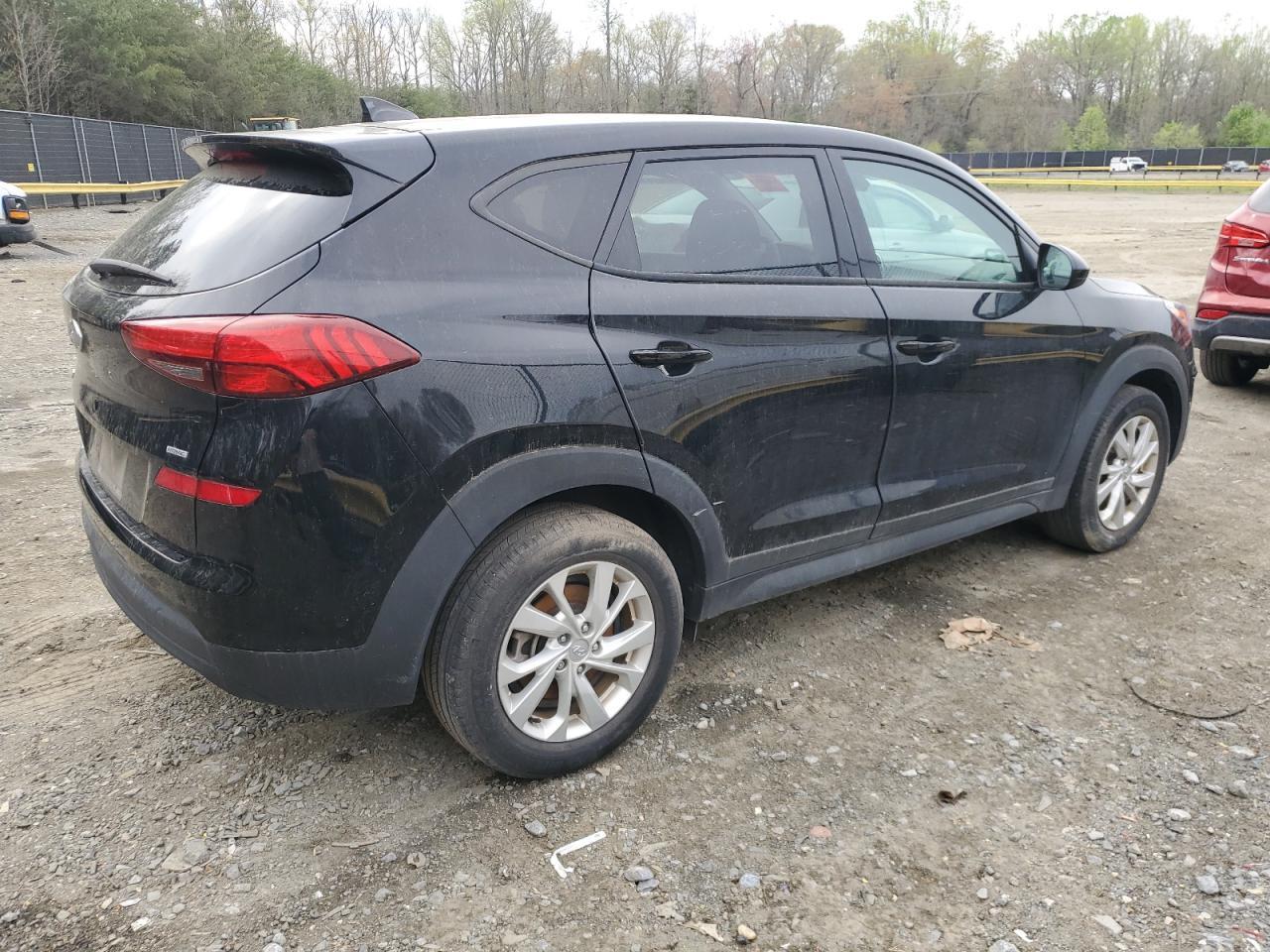 2021 Hyundai Tucson Se - Image 3