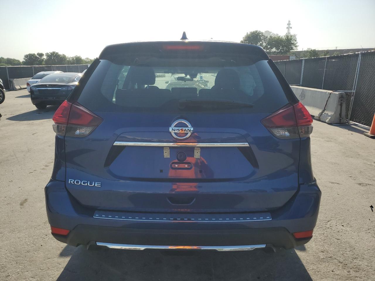 2020 Nissan Rogue S - Фото 6