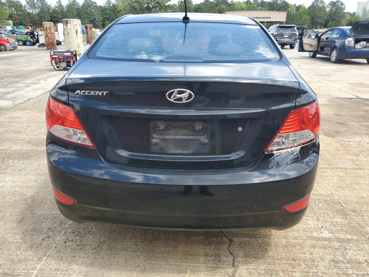 2012 Hyundai Accent Gls - Фото 6