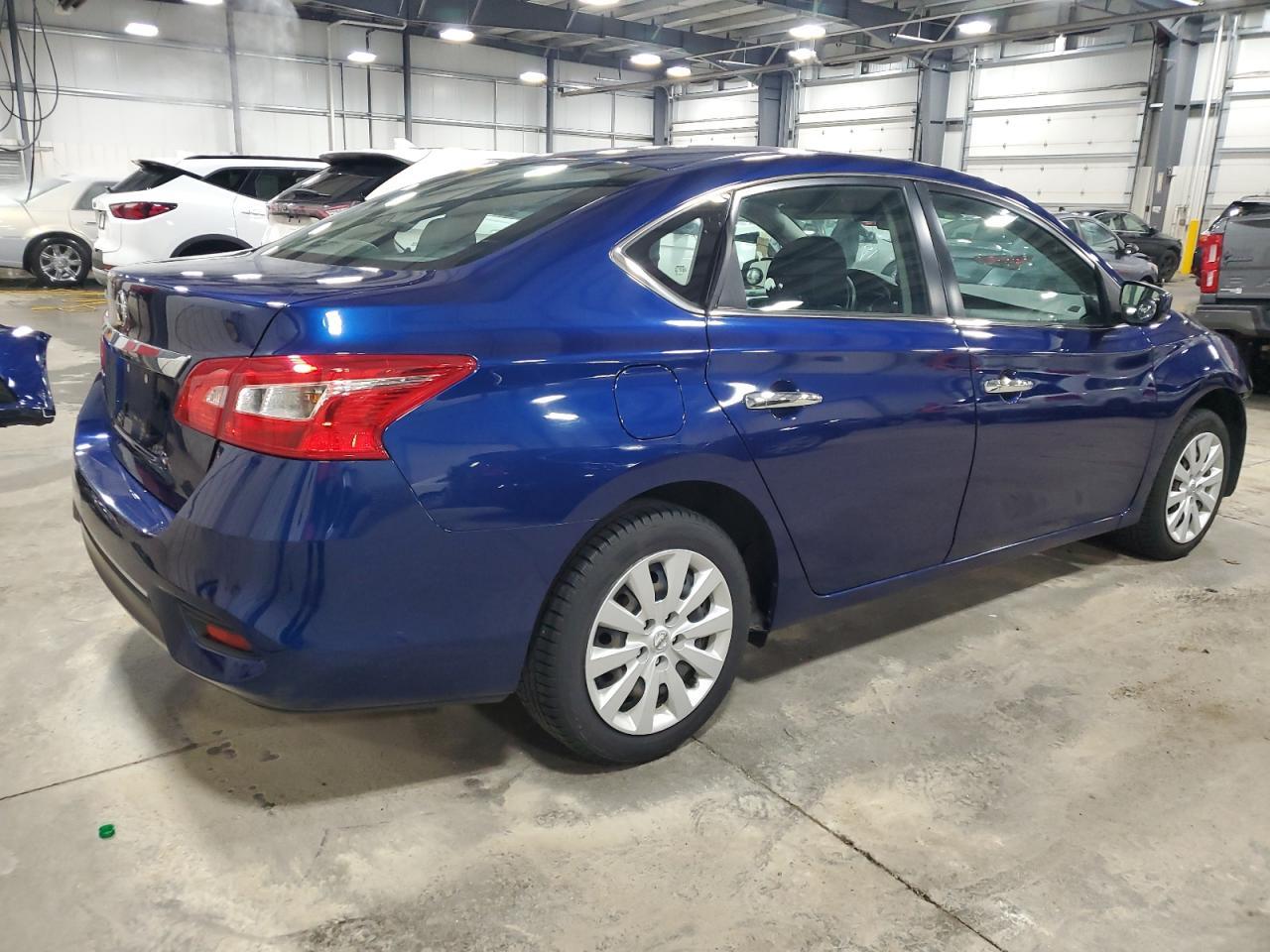 2019 Nissan Sentra S - Фото 3