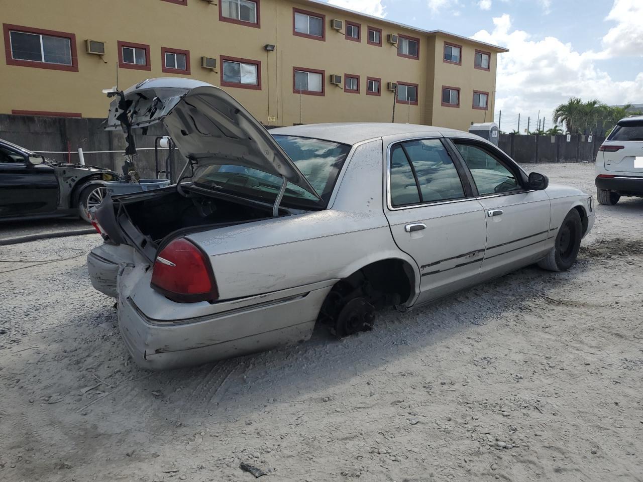 1999 Mercury Grand Marquis Gs - Фото 3