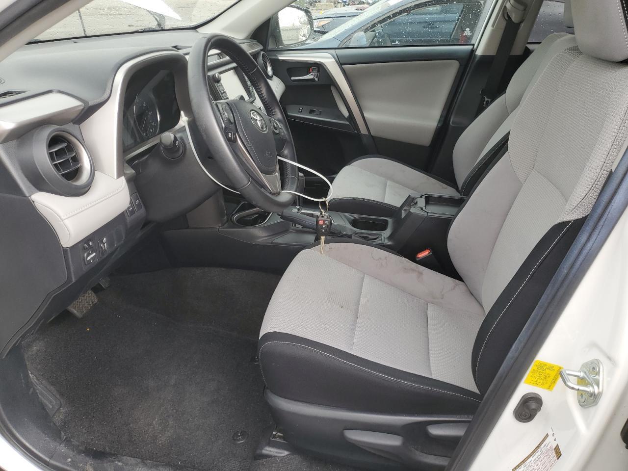 2016 Toyota Rav4 Xle - Image 7