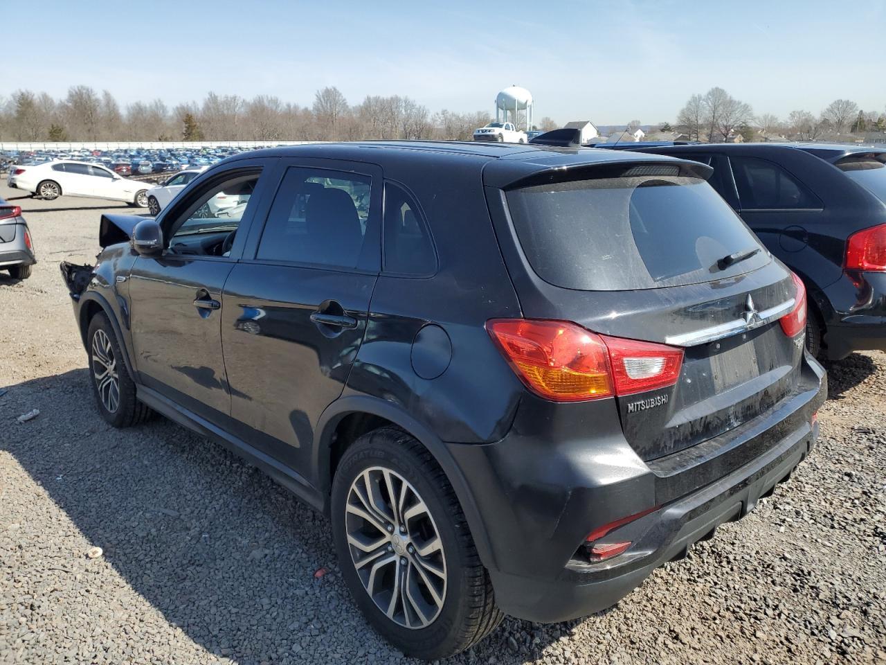 2018 Mitsubishi Outlander Sport Es - Фото 2