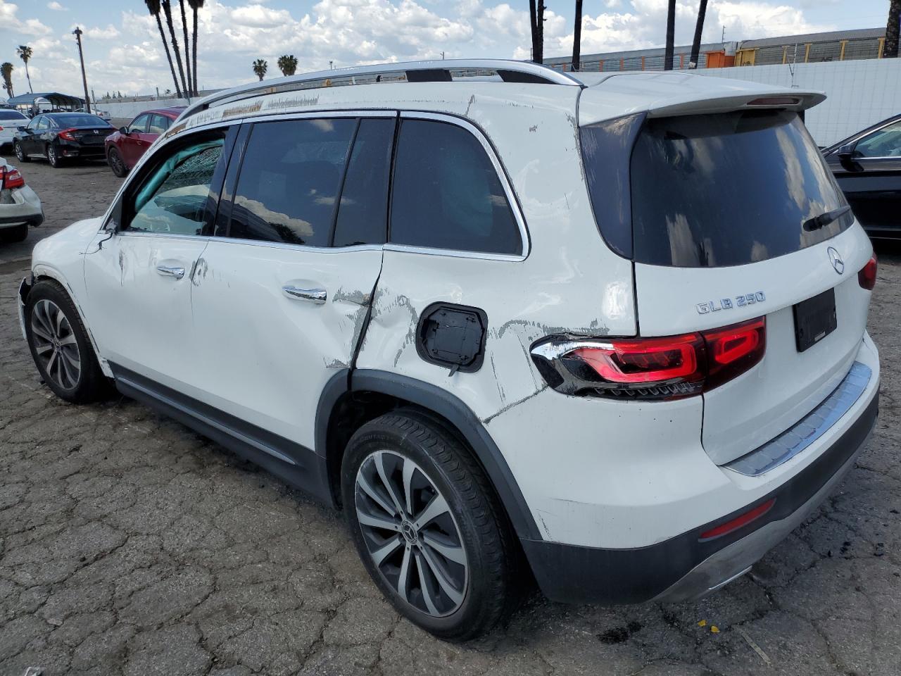 2020 Mercedes-Benz Glb 250 - Фото 2