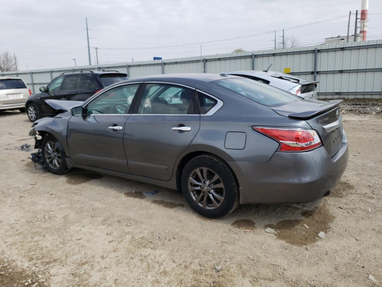 2015 Nissan Altima 2.5 - Фото 2