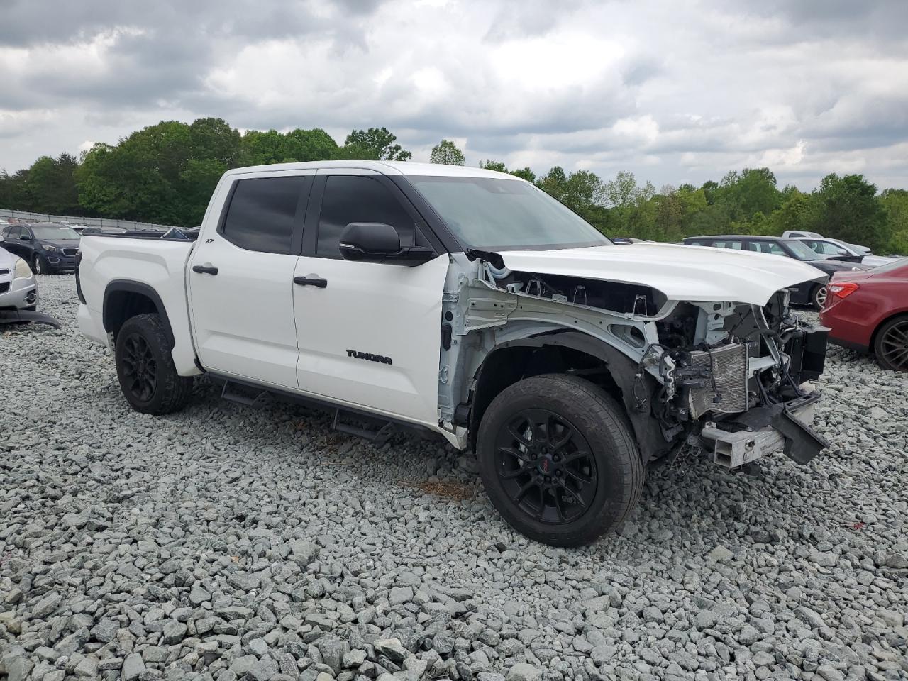 2024 Toyota Tundra Crewmax Sr - Image 4