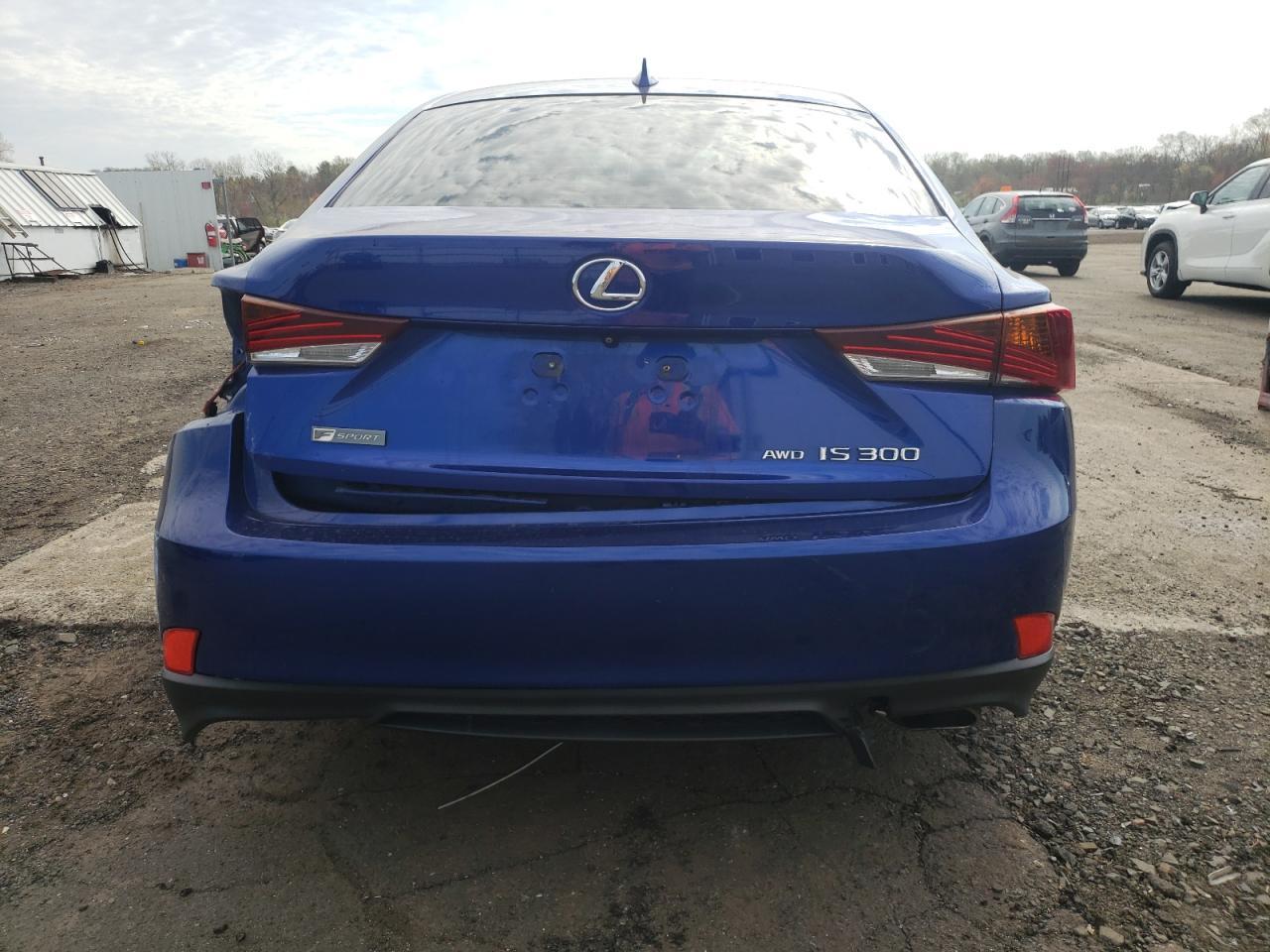 2017 Lexus Is 300 - Фото 6