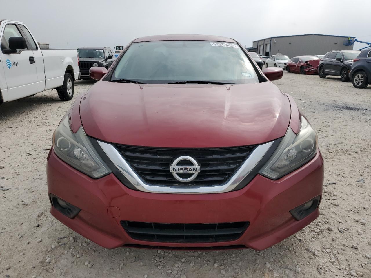 2018 Nissan Altima 2.5 - Image 5