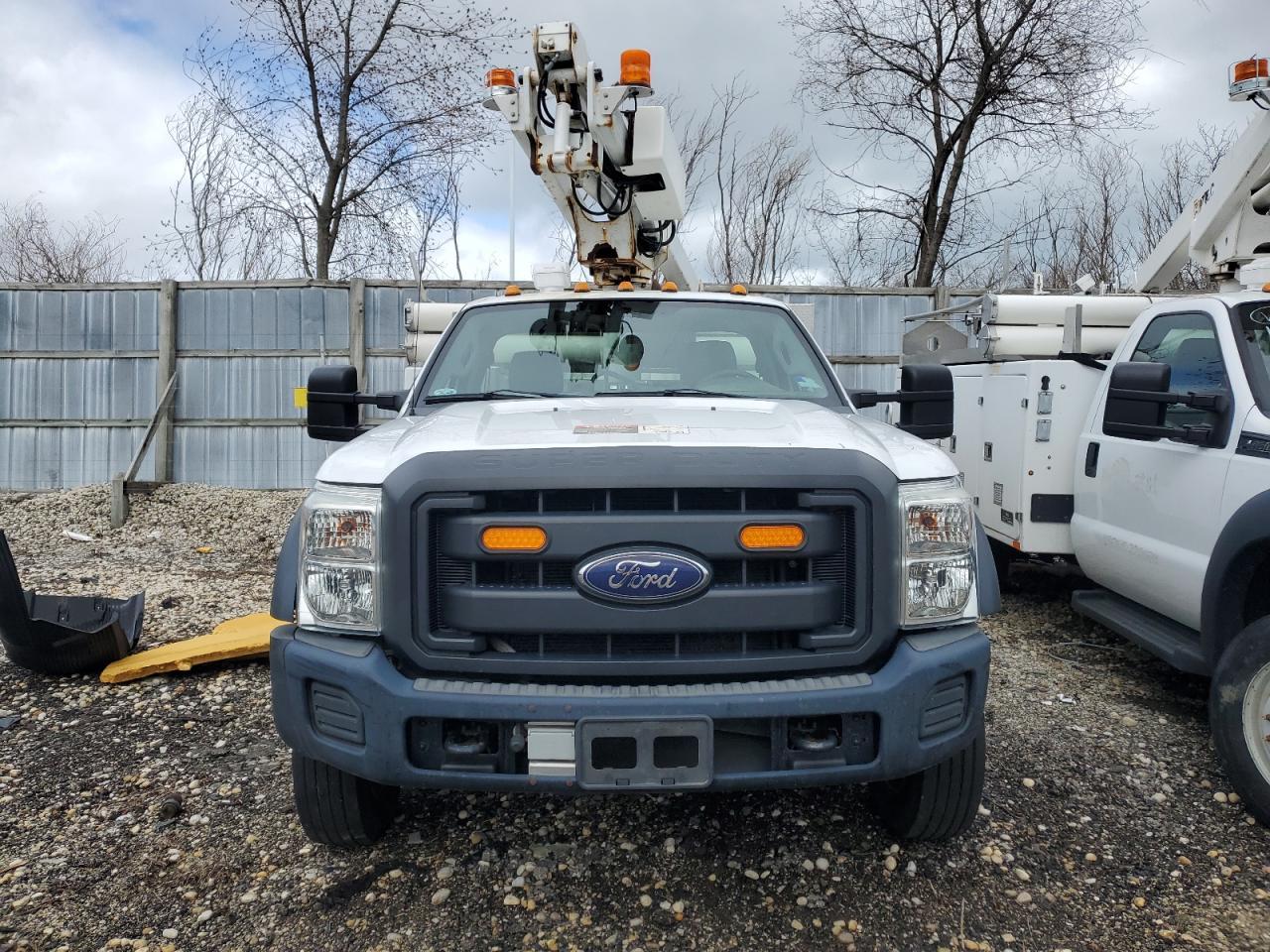 2015 Ford F450 Super Duty - Image 5