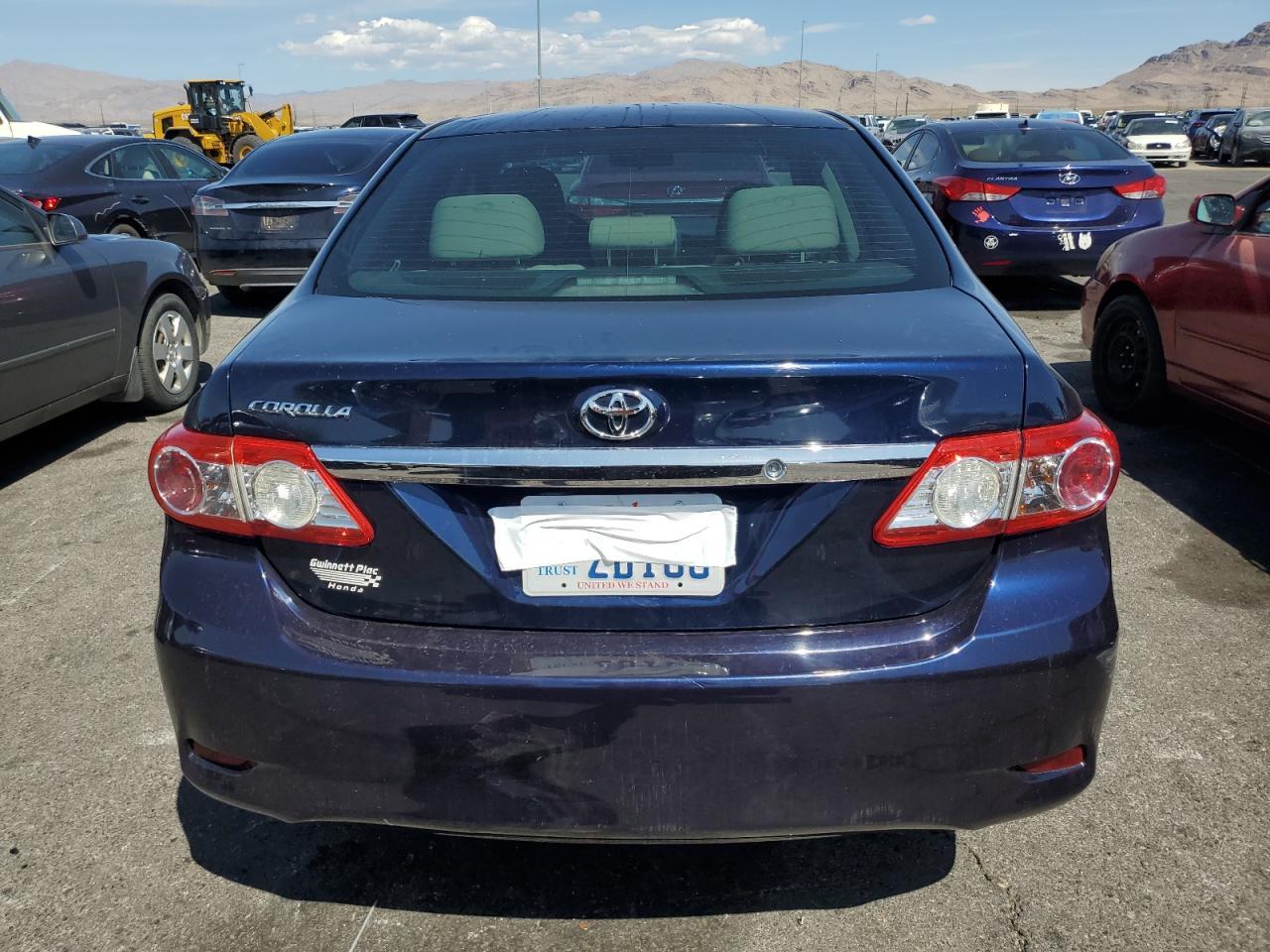 2013 Toyota Corolla Base - Фото 6