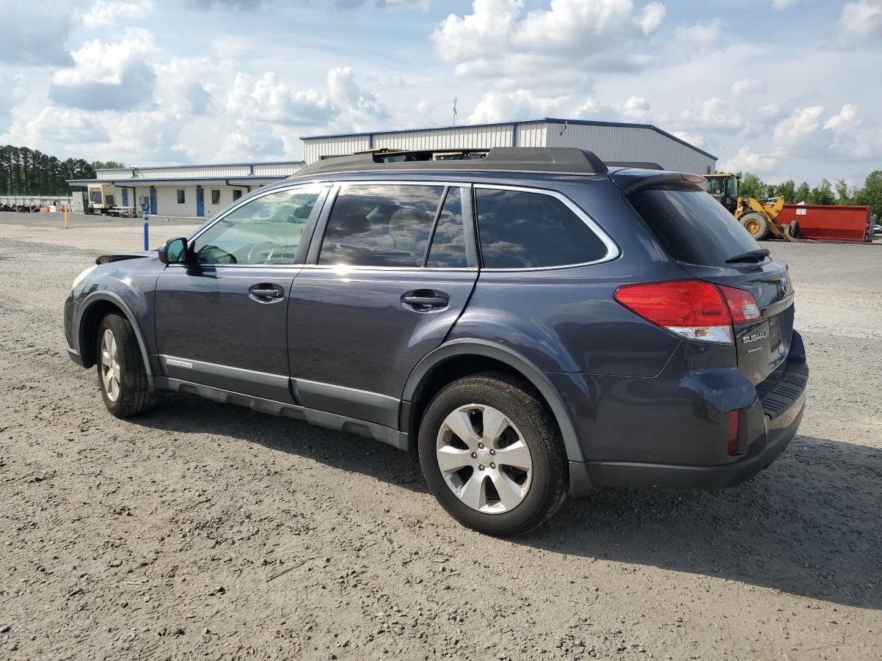 2010 Subaru Outback 3.6R Limited - Фото 2