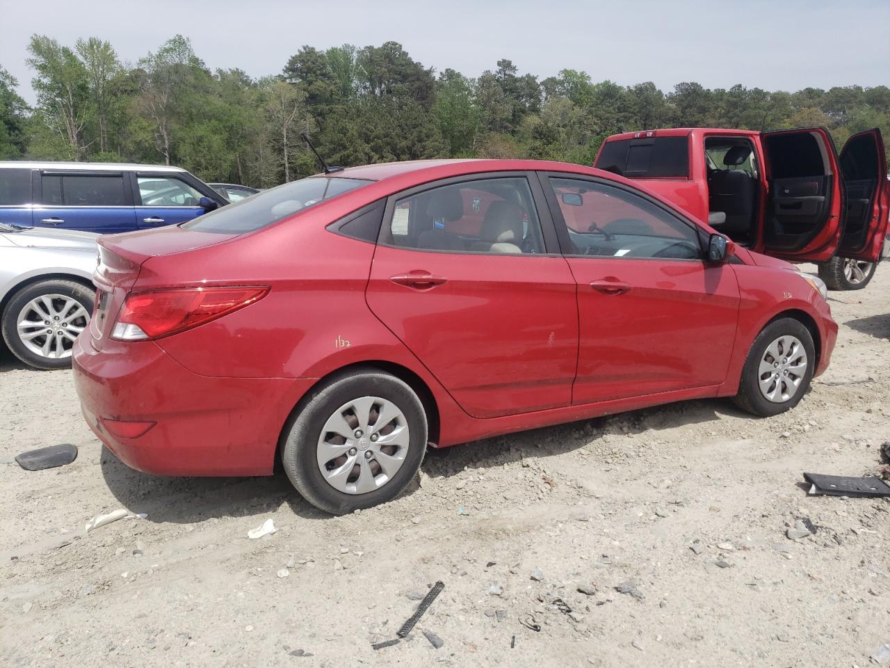 2016 Hyundai Accent Se - Фото 3