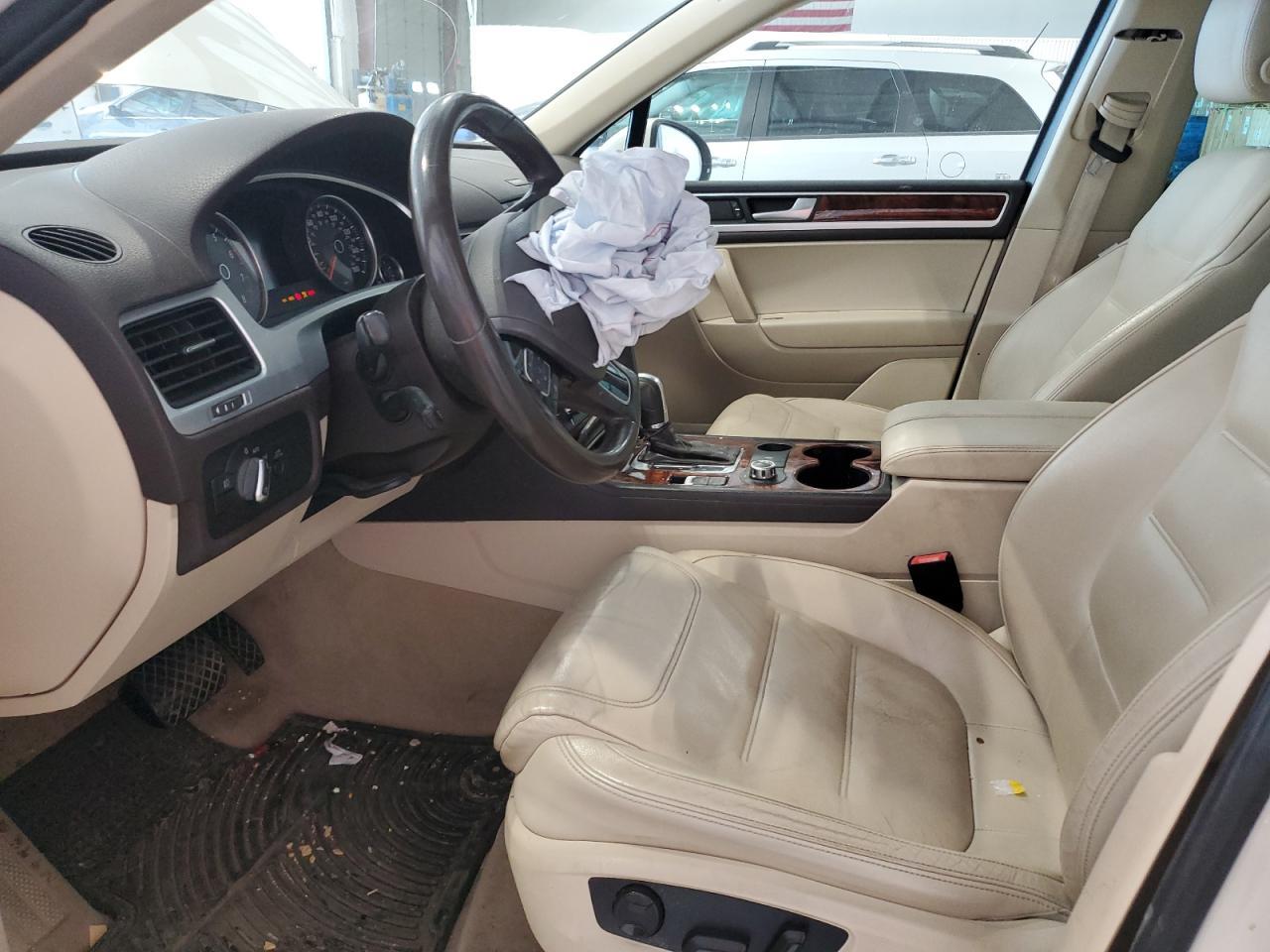 2012 Volkswagen Touareg V6 - Фото 7