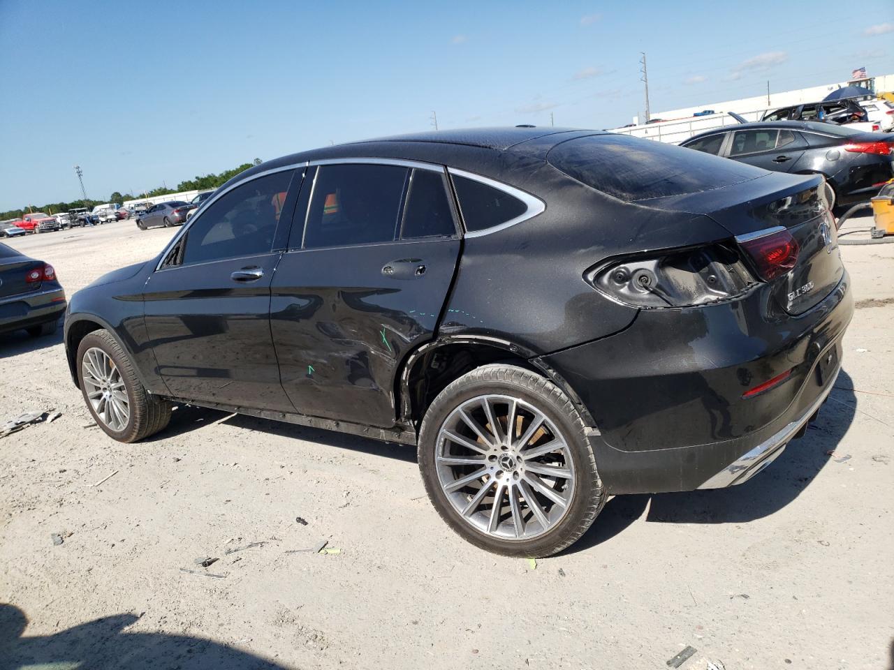 2020 Mercedes-Benz Glc Coupe 300 4Matic - Фото 2