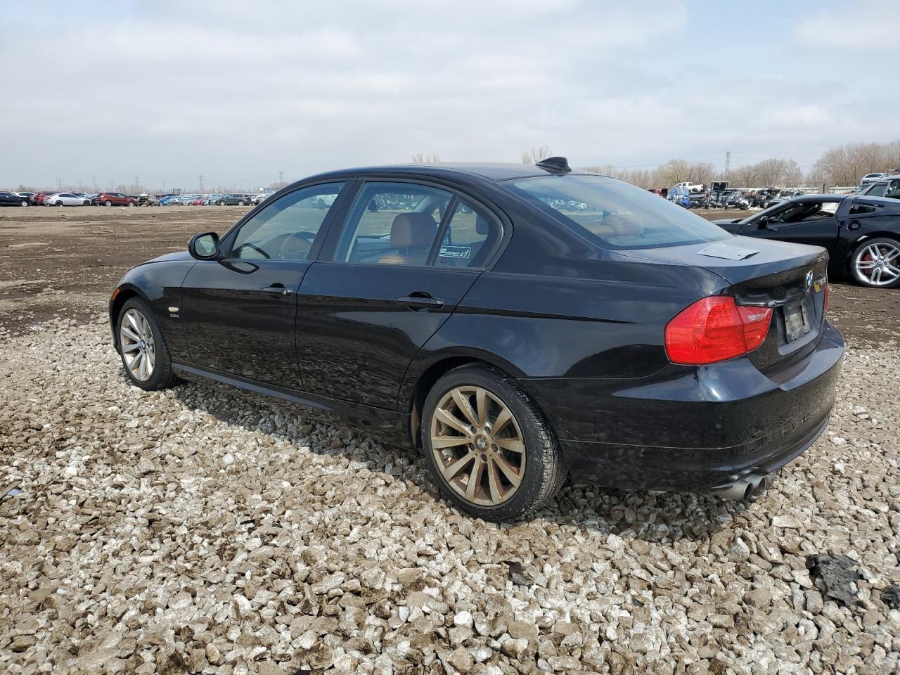 2011 BMW 328 Xi - Фото 2